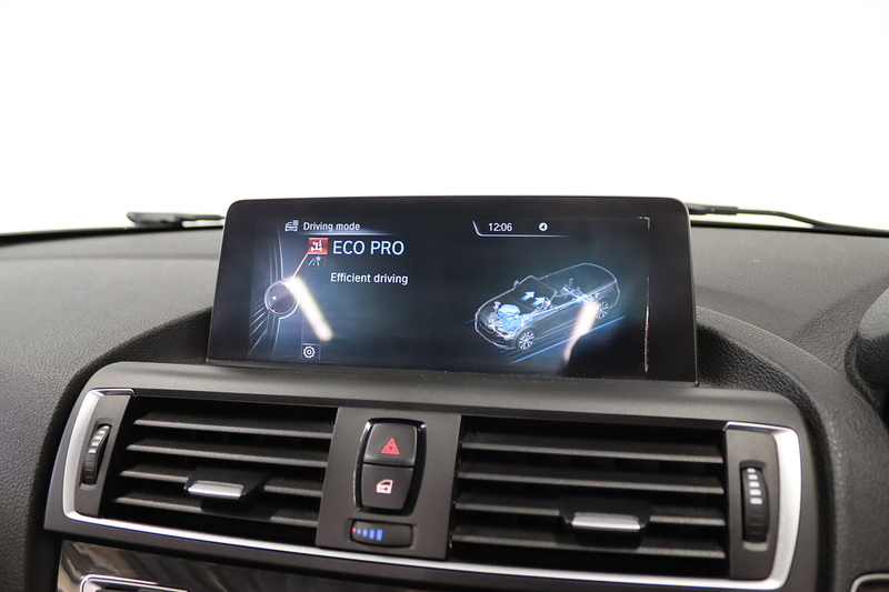 BMW 2 Series M235i - U2733