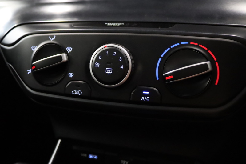 Hyundai i20 T-GDi MHEV SE Connect - U2735