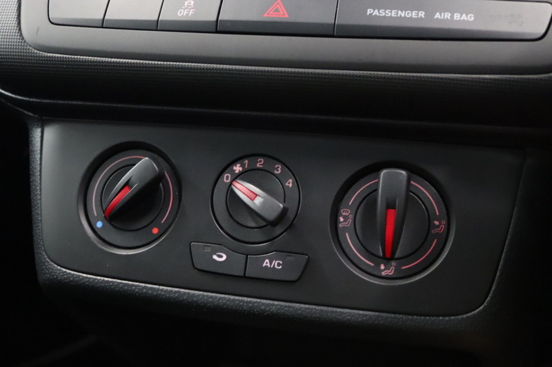 SEAT Ibiza TSI I TECH - U2736