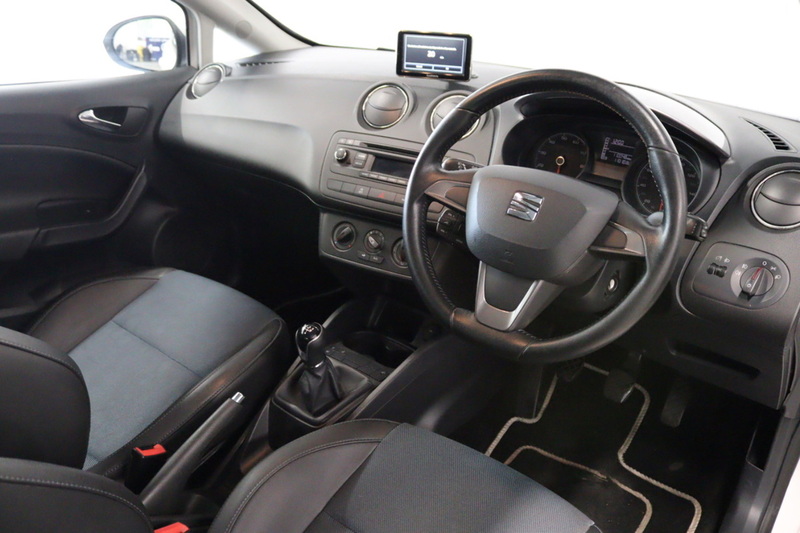 SEAT Ibiza TSI I TECH - U2736