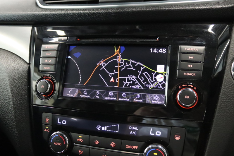 Nissan Qashqai dCi N-Connecta - U2749