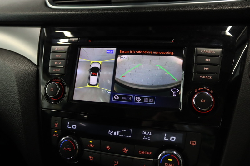 Nissan Qashqai dCi N-Connecta - U2749