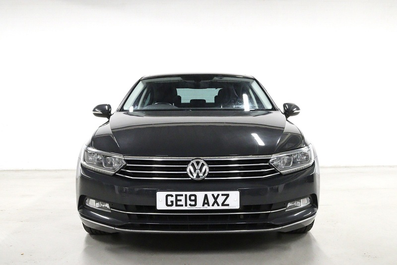 Volkswagen Passat TDI GT - U2754