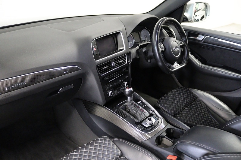 Audi SQ5 BiTDI V6 - U2760