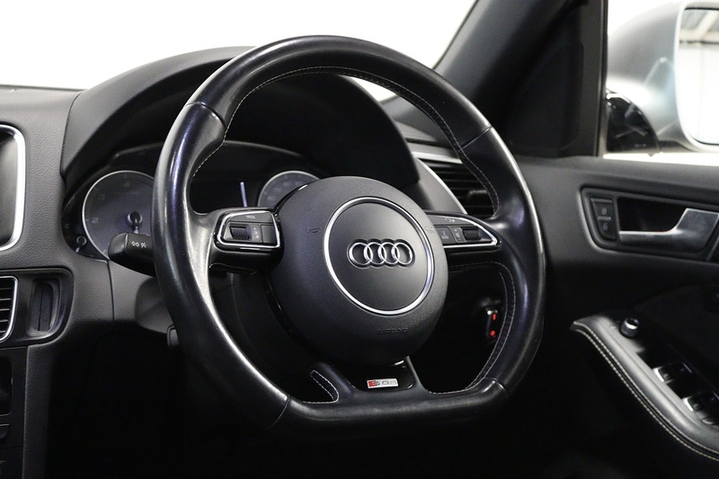 Audi SQ5 BiTDI V6 - U2760