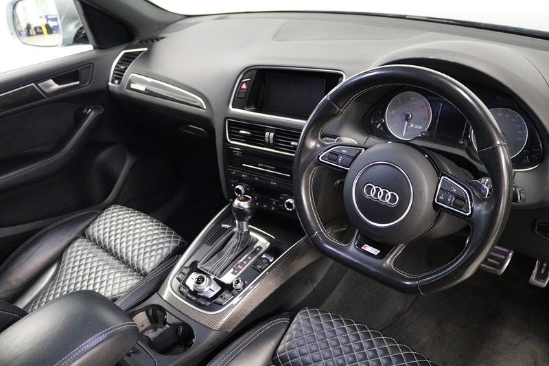 Audi SQ5 BiTDI V6 - U2760
