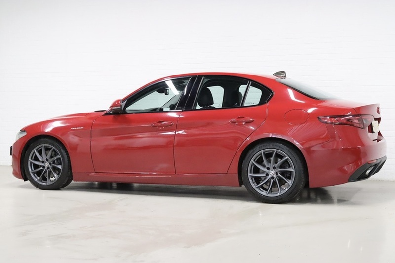 Alfa Romeo Giulia T Veloce - U2762