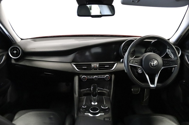 Alfa Romeo Giulia T Veloce - U2762