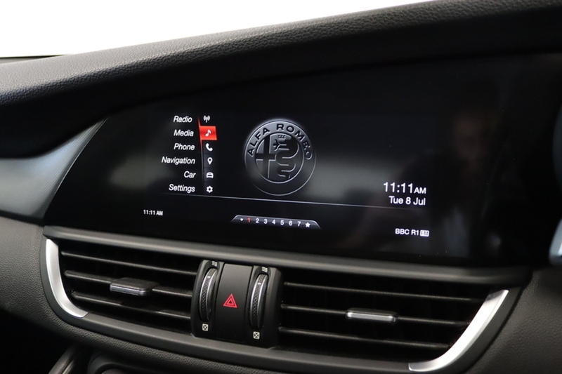 Alfa Romeo Giulia T Veloce - U2762