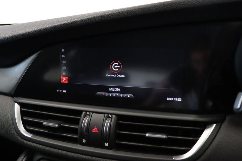 Alfa Romeo Giulia T Veloce - U2762