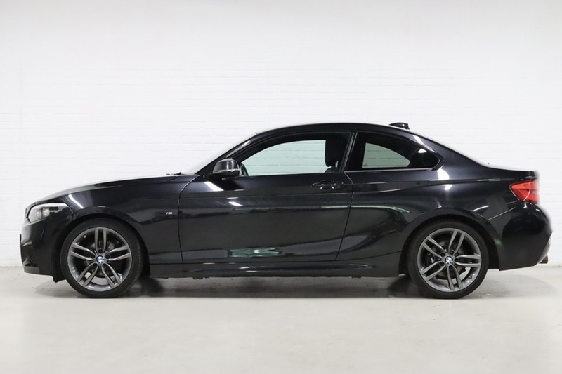 BMW 2 Series 218i M Sport - U2763