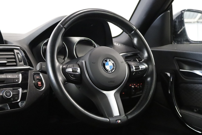 BMW 2 Series 218i M Sport - U2763
