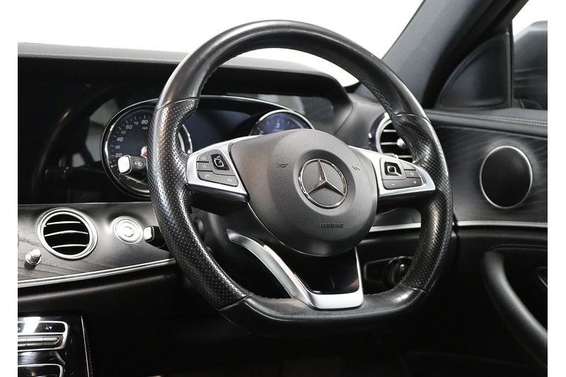 Mercedes-Benz E Class E220d AMG Line - U2769