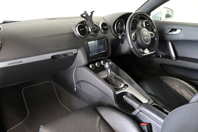 Audi TT TFSI Black Edition - U2781
