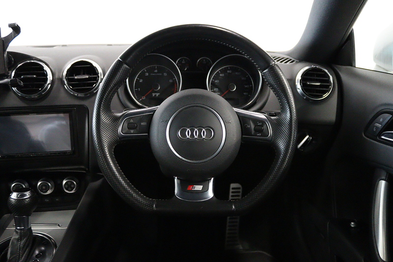 Audi TT TFSI Black Edition - U2781