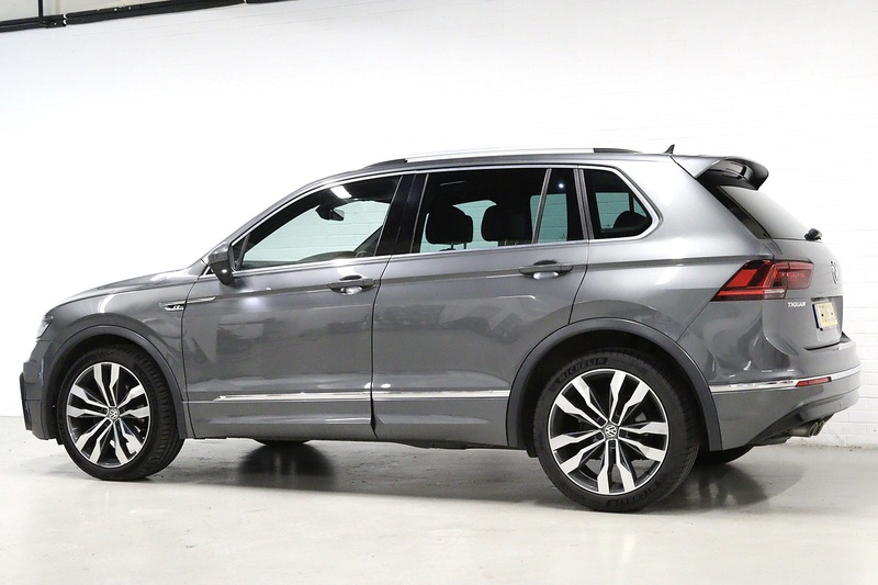 Volkswagen Tiguan TDI R-Line - U2782