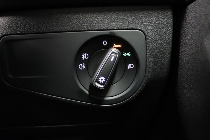 Volkswagen Tiguan TDI R-Line - U2782