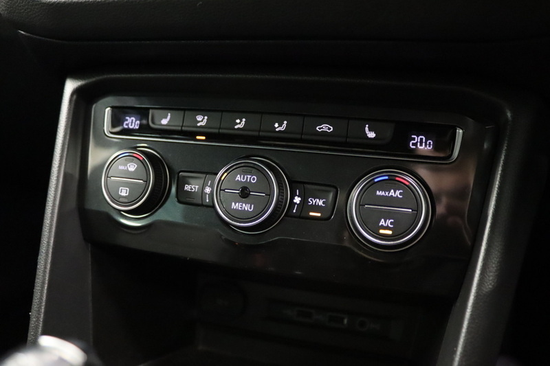 Volkswagen Tiguan TDI R-Line - U2782