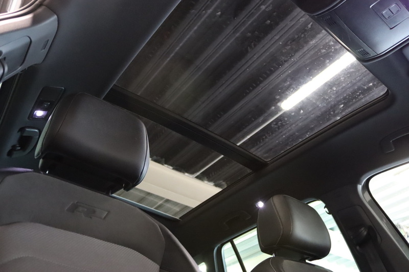 Volkswagen Tiguan TDI R-Line - U2782