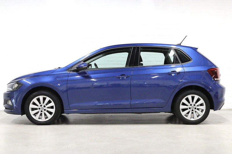 Volkswagen Polo TSI SEL - U2785