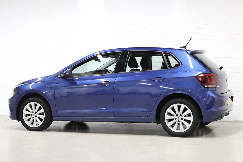 Volkswagen Polo TSI SEL - U2785