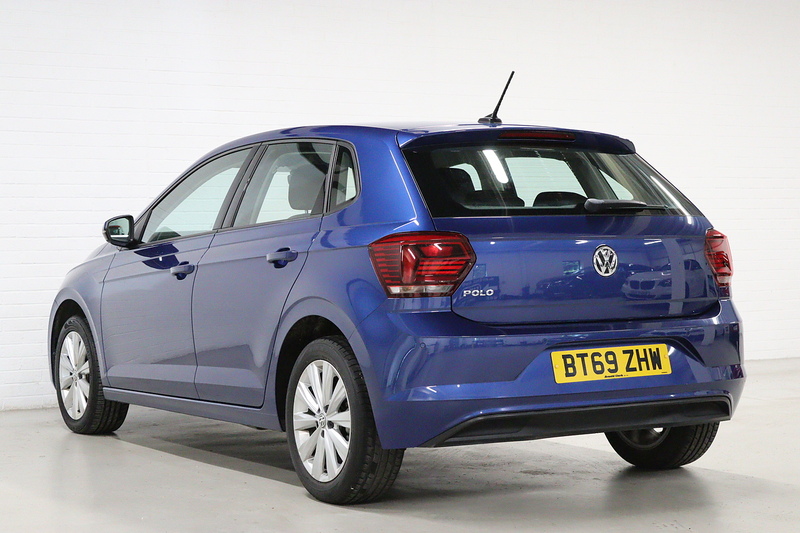 Volkswagen Polo TSI SEL - U2785