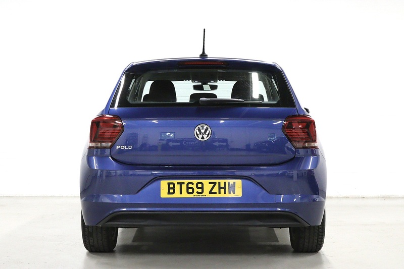 Volkswagen Polo TSI SEL - U2785