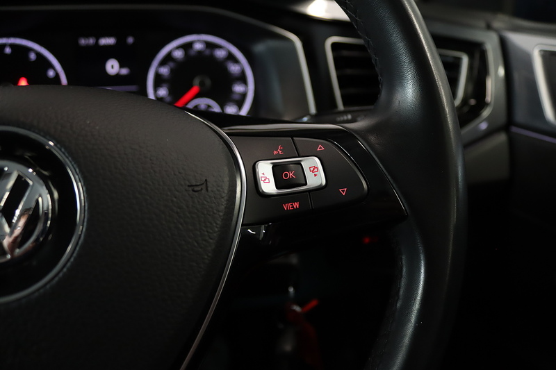 Volkswagen Polo TSI SEL - U2785