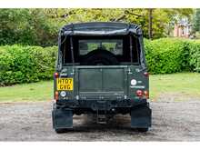 Land Rover Defender 110 County - U546