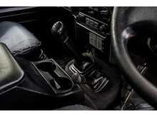 Land Rover Defender 110 County - U546