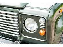 Land Rover Defender 110 County - U546