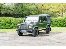 Land Rover Defender 110 County - U546