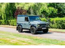 Land Rover Defender 90 TDCi XS - U575