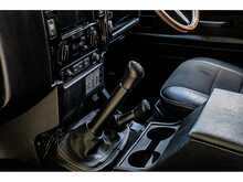 Land Rover Defender 90 TDCi XS - U588