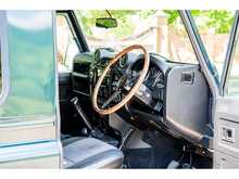 Land Rover Defender 90 TDCi XS - U588