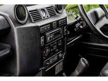Land Rover Defender 110 TDCi XS - U596