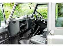 Land Rover Defender 110 TDCi XS - U596