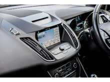 Ford Kuga TDCi EcoBlue Titanium Edition - U599