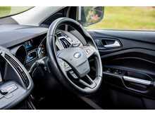 Ford Kuga TDCi EcoBlue Titanium Edition - U599