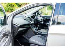 Ford Kuga TDCi EcoBlue Titanium Edition - U599