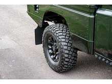 Land Rover Defender 110  - U613