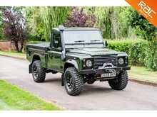 Land Rover Defender 110  - U613