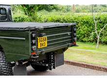 Land Rover Defender 110  - U613
