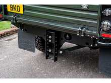 Land Rover Defender 110  - U613