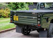 Land Rover Defender 110  - U613