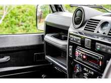 Land Rover Defender 110  - U613