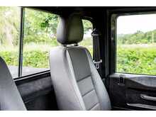 Land Rover Defender 110  - U613