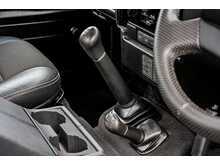 Land Rover Defender 110  - U613