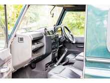 Land Rover Defender 90 TDCi XS - U620