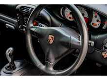 Porsche 911 996 GT3 - U630